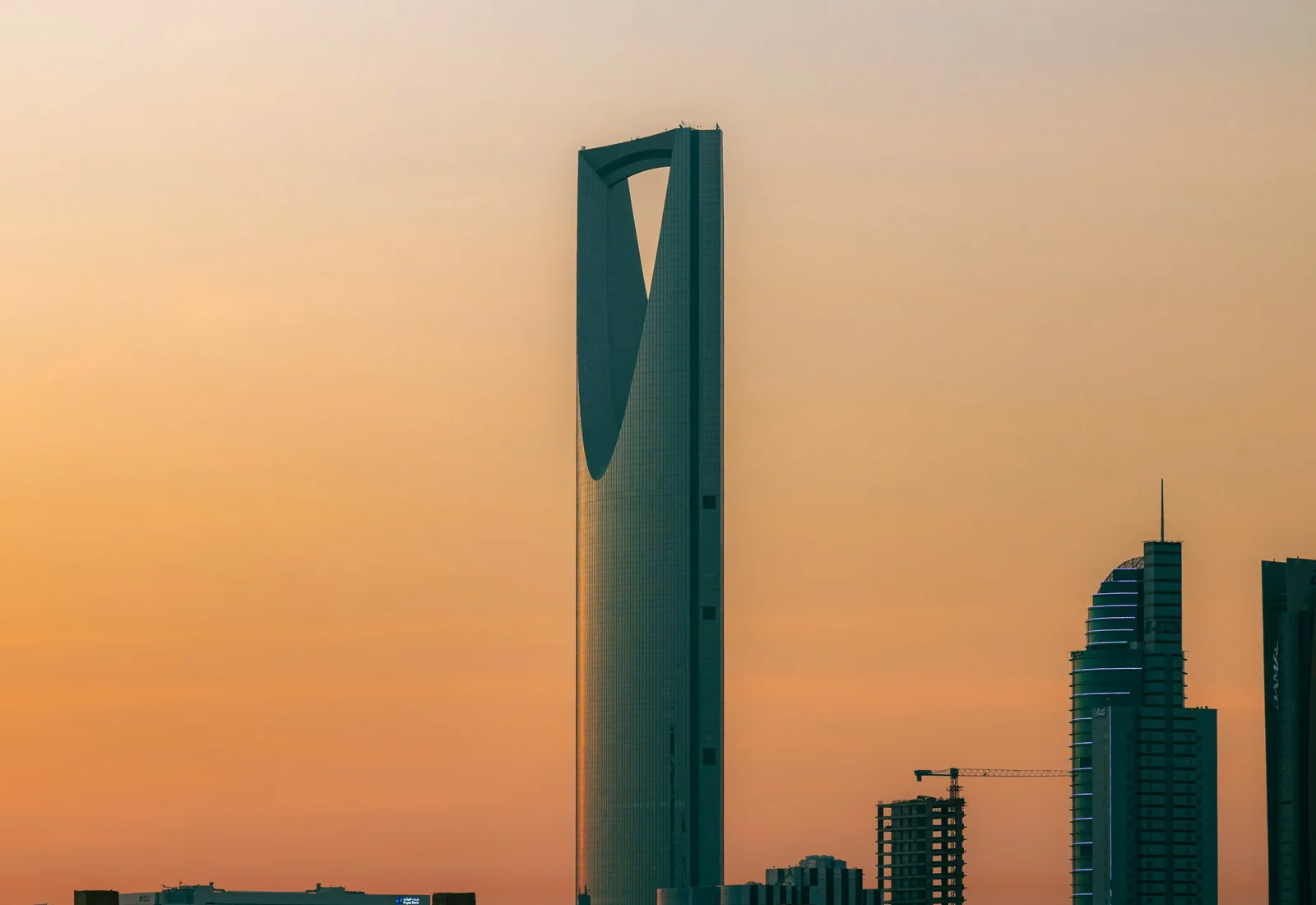 أفق الرياض مع برج المملكة
